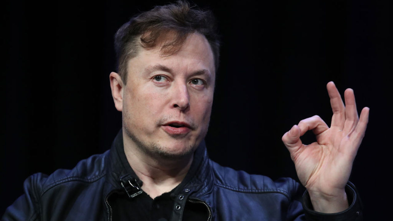 ¿Se puede demandar a Elon Musk por estrellar un cohete contra la Luna?