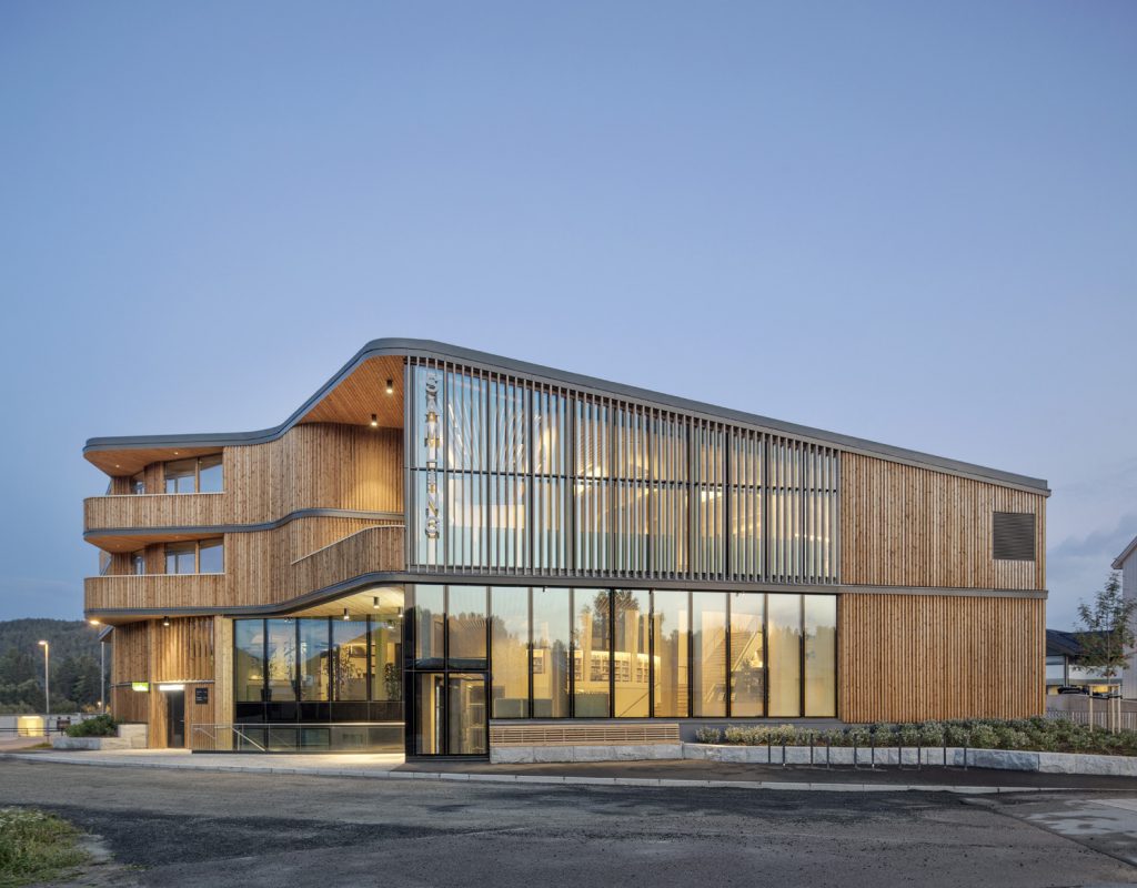 Edificios de madera podrían cuadriplicar captura de carbono en Chile