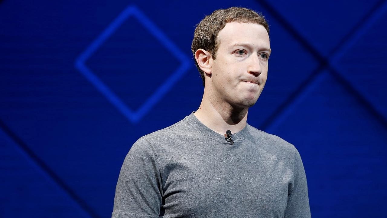 Mark Zuckerberg perdió la mitad de su fortuna y ya no está entre las 10 personas más ricas del mundo