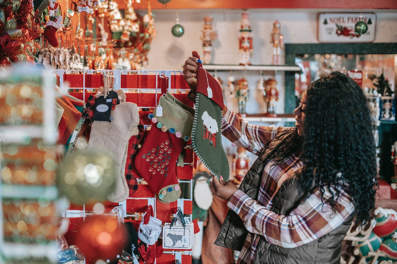 CNC estima que ventas de retail en Navidad serán mejores que las de 2020