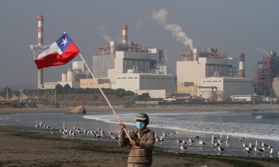 Bahía de Quineros-Puchuncaví para exigir medidas contra la industria después un caso de contaminación, hoy en Valparaiso (Chile)