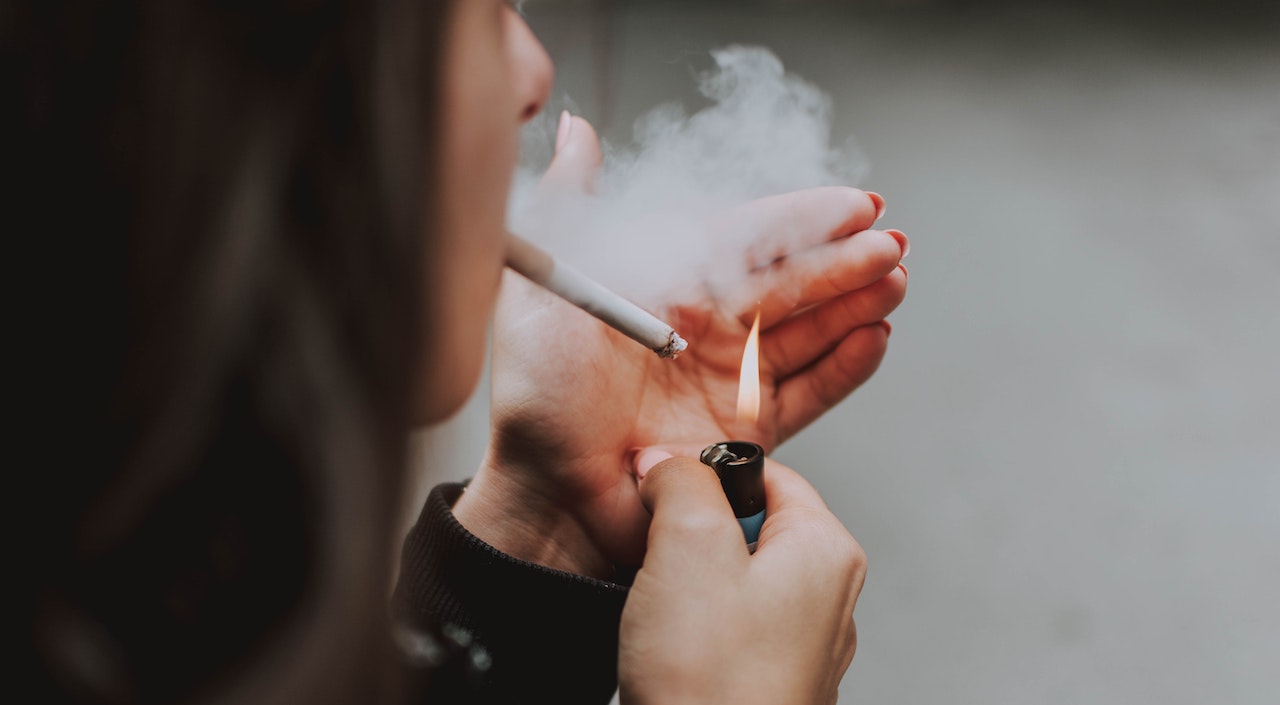 Gobierno de EE.UU. propondrá limitar la cantidad de nicotina en los cigarros
