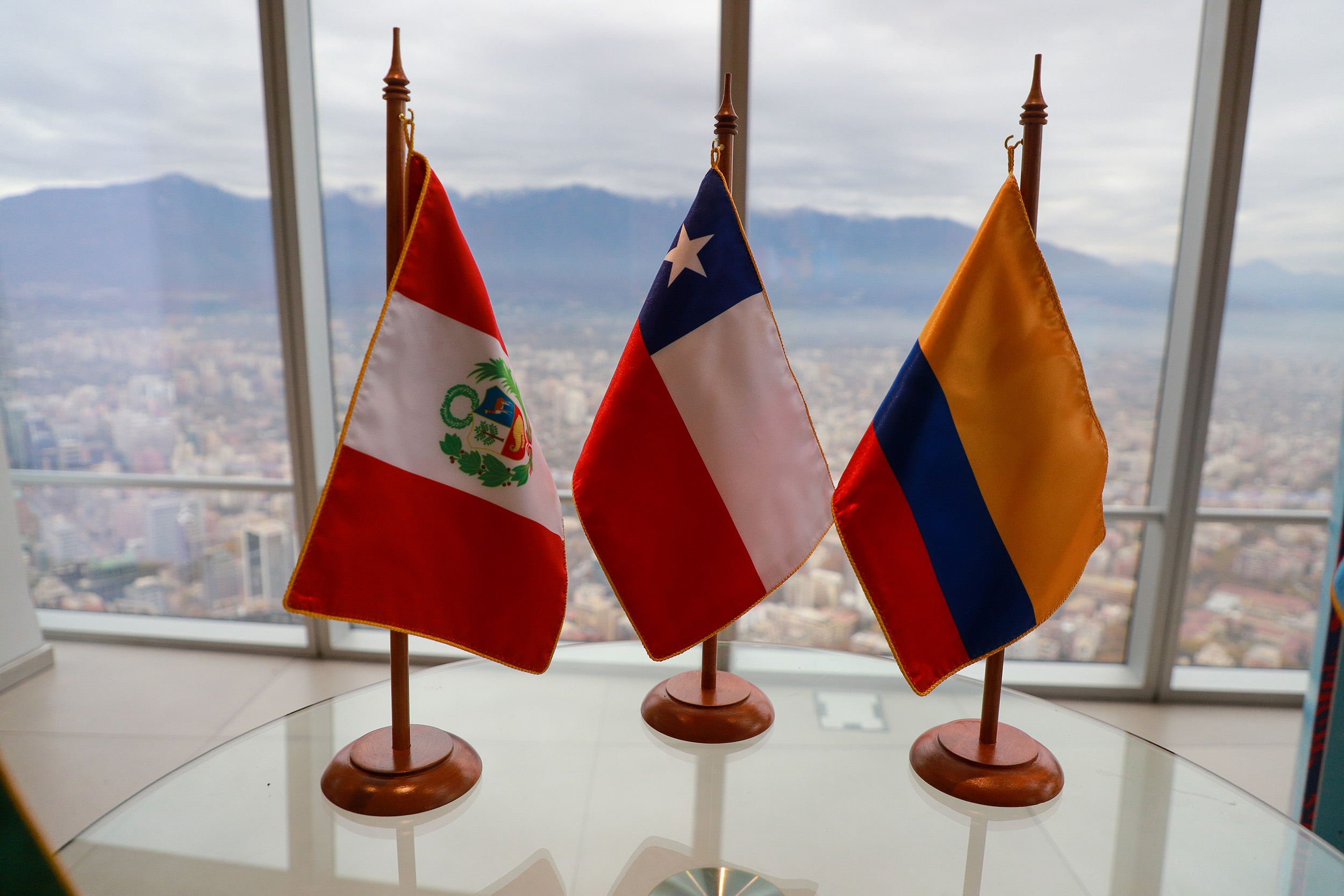 Banderas de Peú_Chile_Colombia