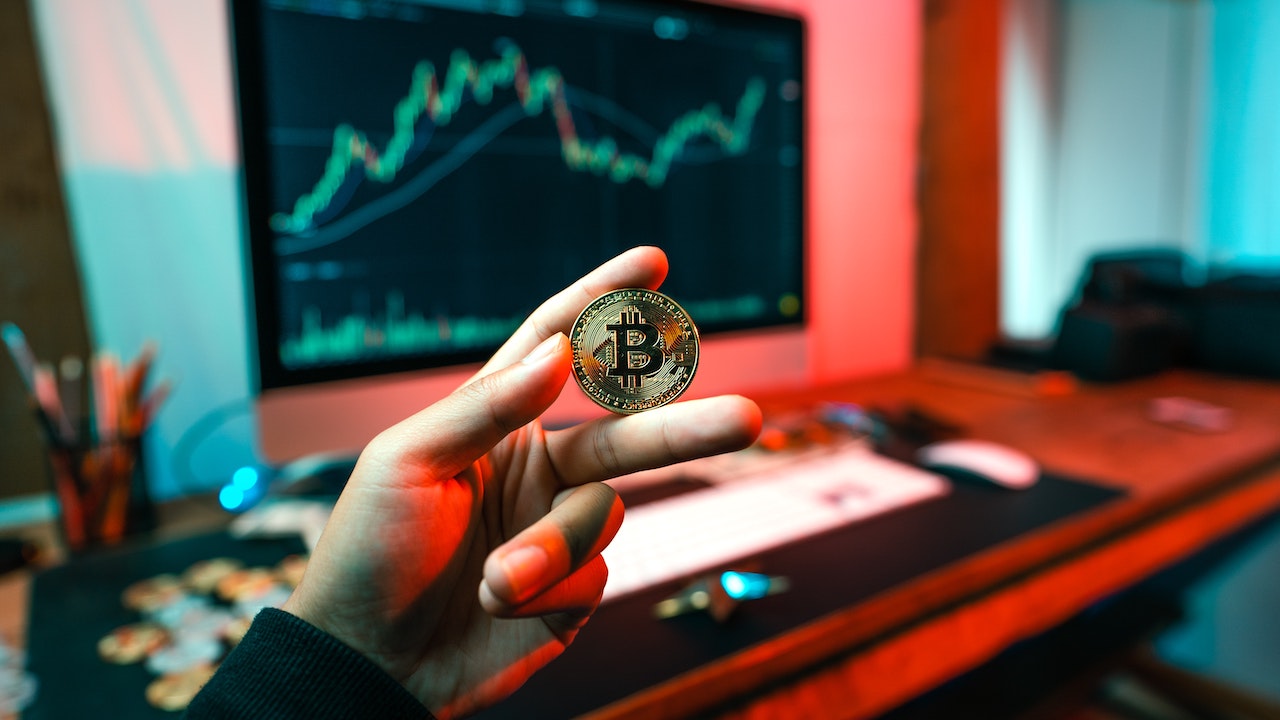 Guía del criptoinversor: qué pasará con Bitcoin en los próximos meses, según cuatro analistas