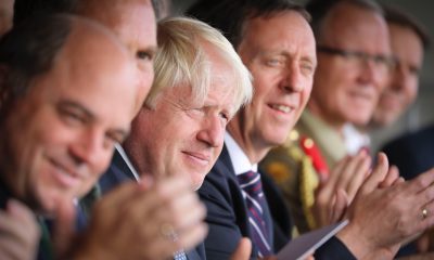 'Better Call Boris': Johnson considera volver a ser primer ministro del Reino Unido